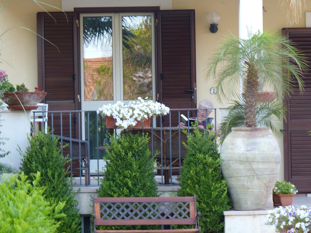 Residence Casa Del Mar Sicilia Marina di Modica Exterior foto