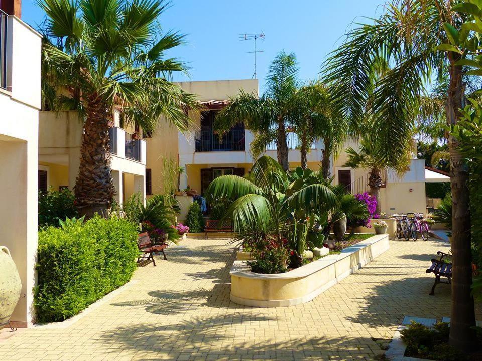 Residence Casa Del Mar Sicilia Marina di Modica Exterior foto